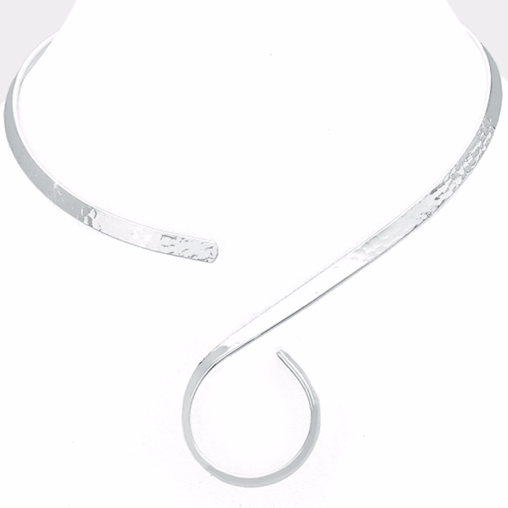 Hammered Swirl Brass Metal Choker Necklace